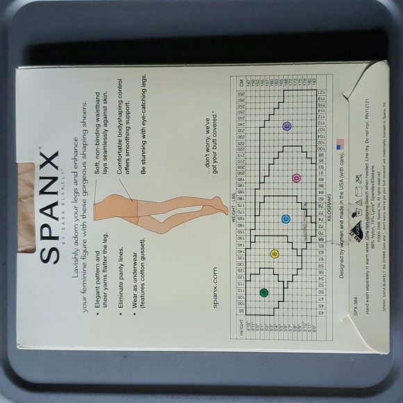 New! Spanx diamond patterned sheers in nude, size D. - Picture 2 of 5